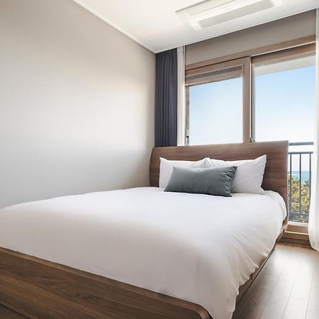 Urbanstay Sokcho Beach Ab Buitenkant foto