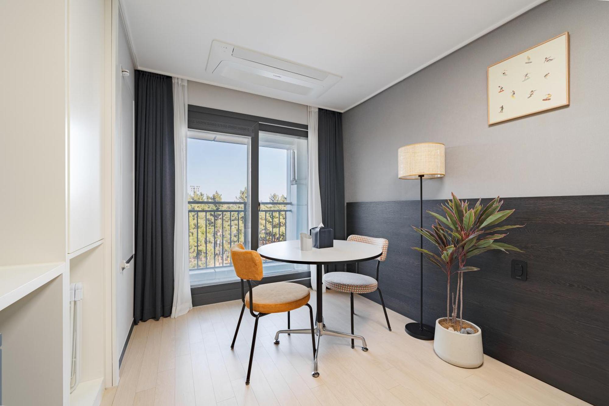 Urbanstay Sokcho Beach Ab Buitenkant foto