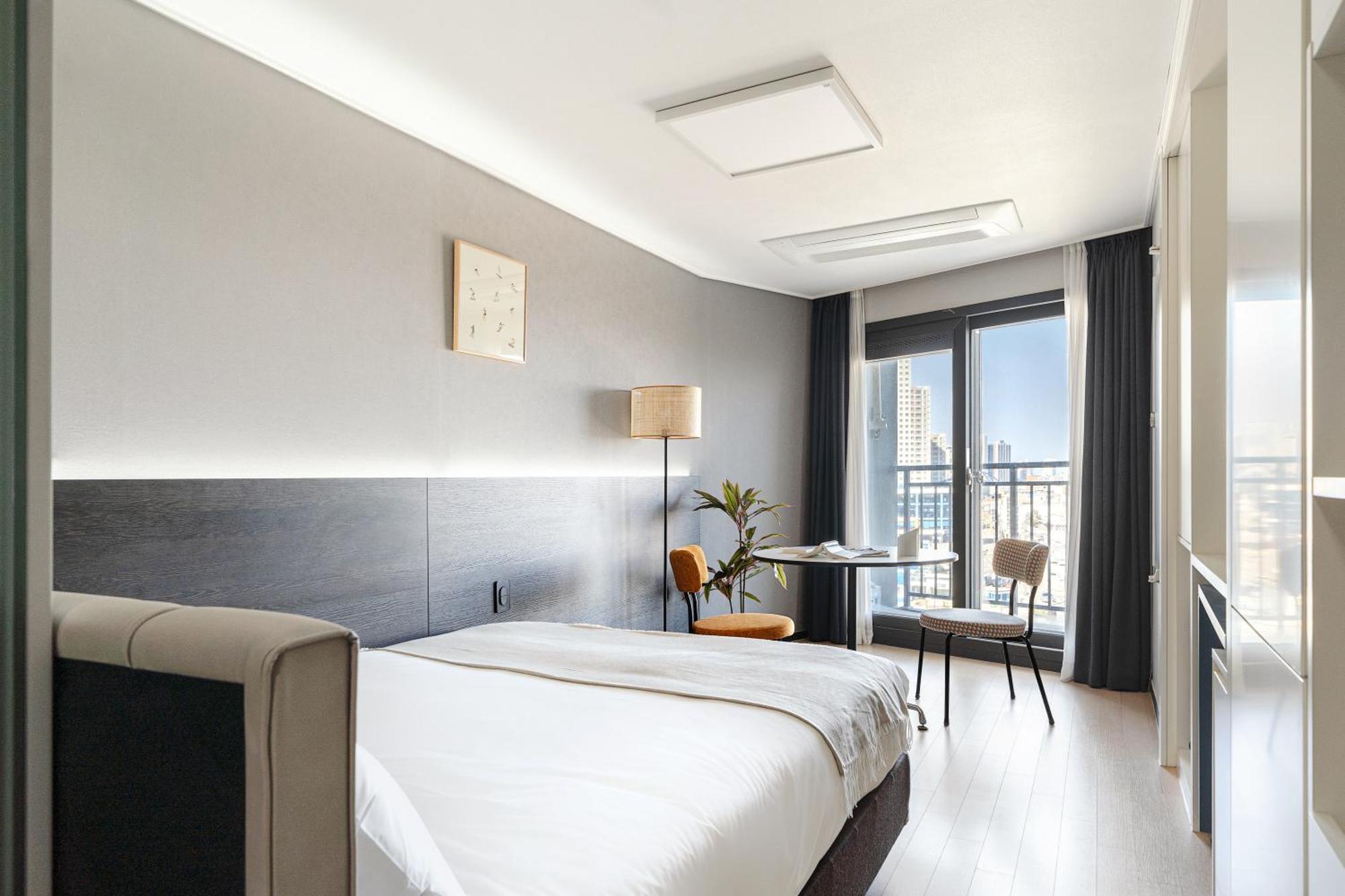 Urbanstay Sokcho Beach Ab Buitenkant foto