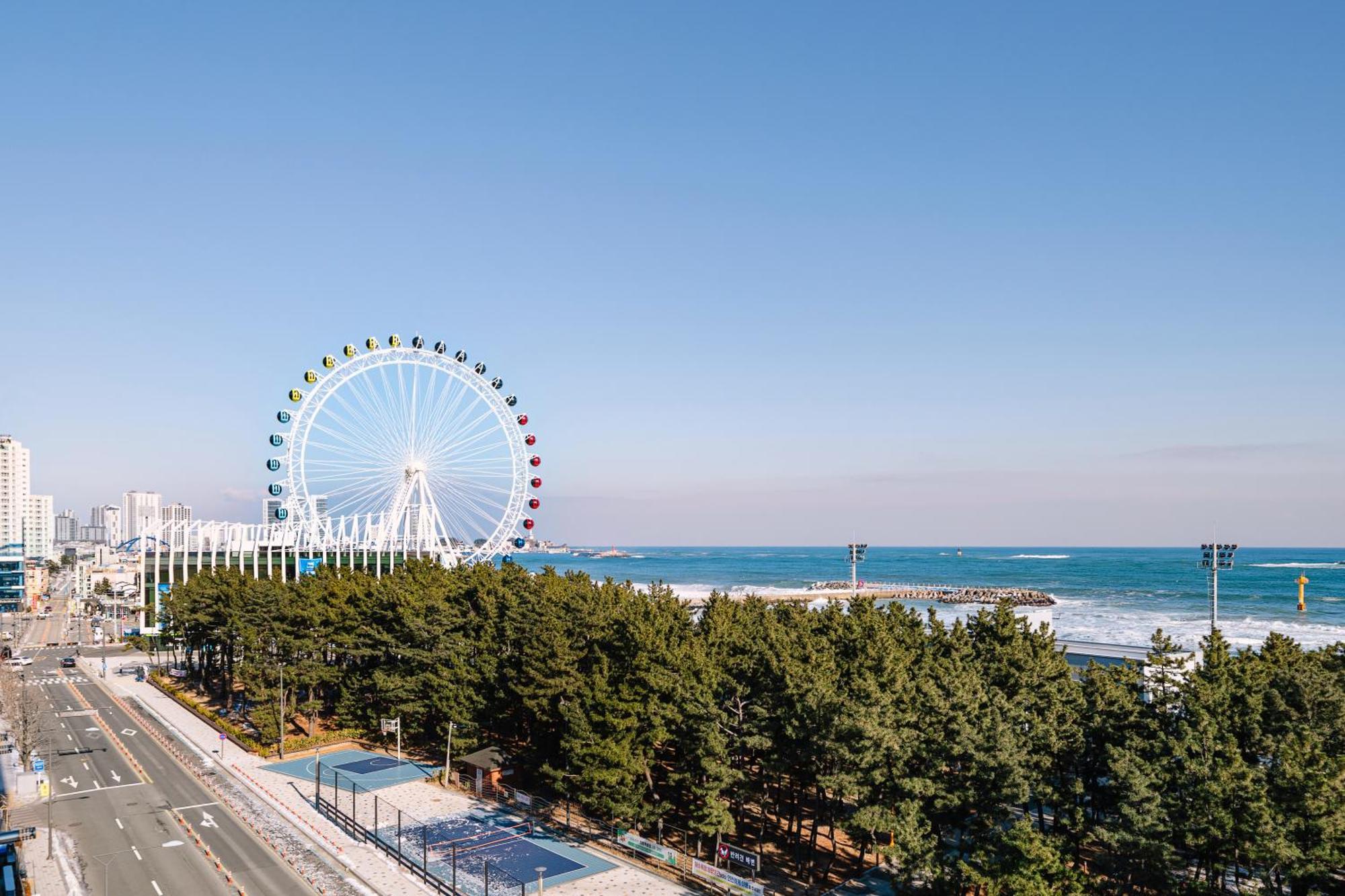 Urbanstay Sokcho Beach Ab Buitenkant foto