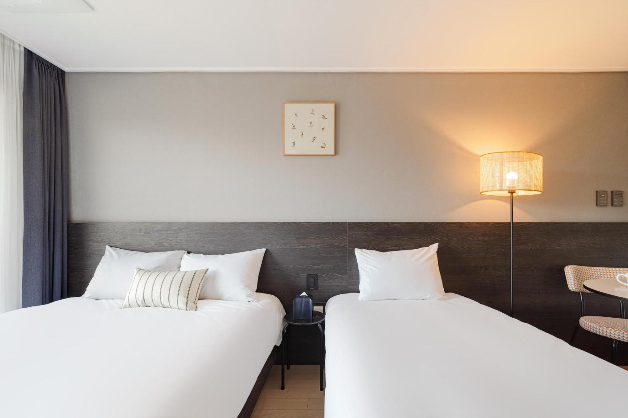 Urbanstay Sokcho Beach Ab Buitenkant foto