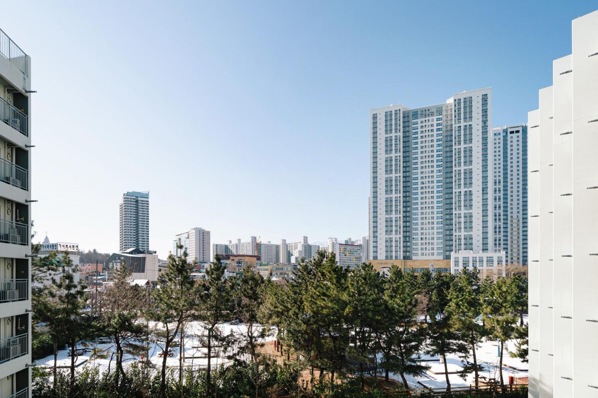 Urbanstay Sokcho Beach Ab Buitenkant foto