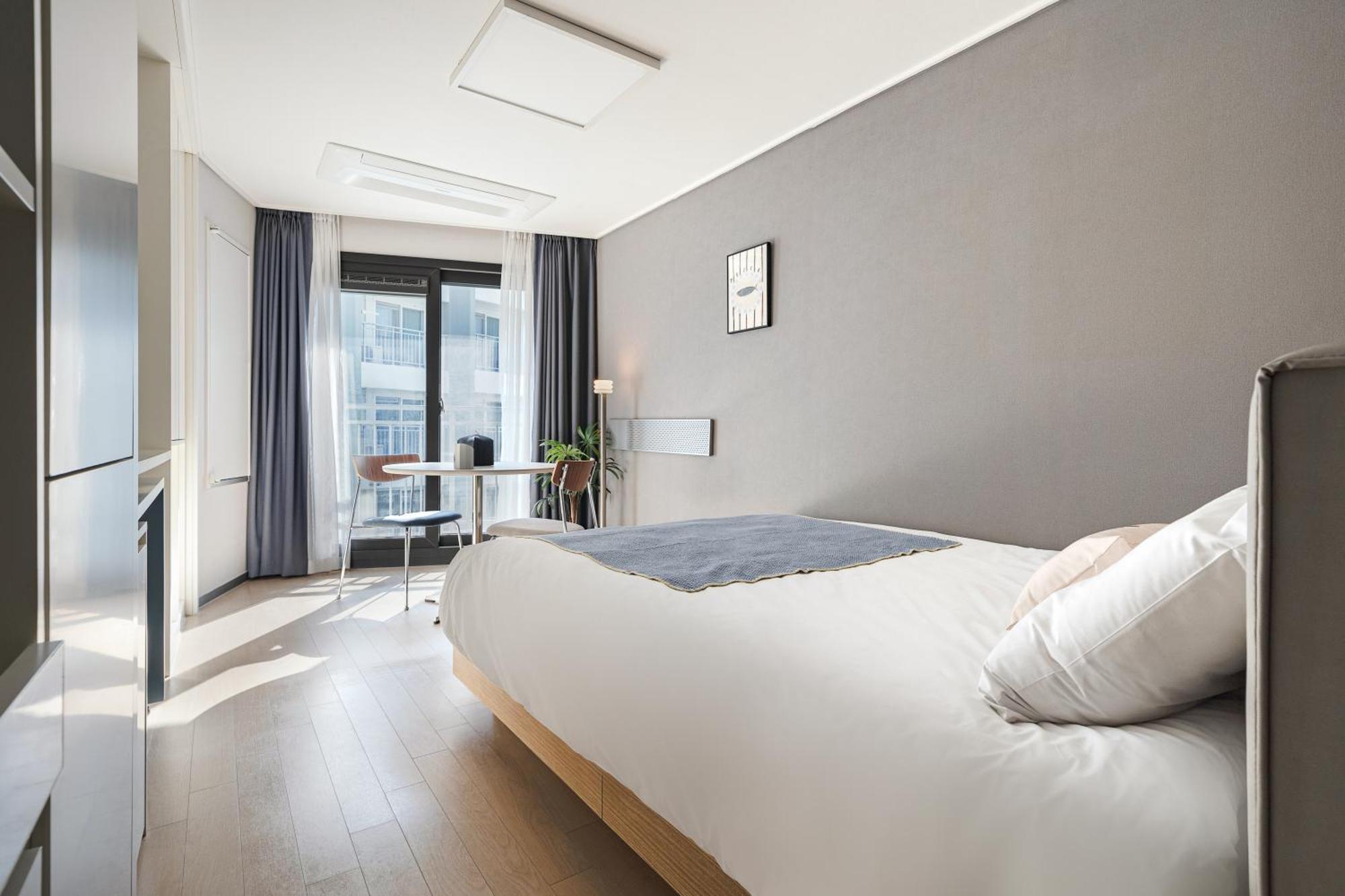 Urbanstay Sokcho Beach Ab Buitenkant foto