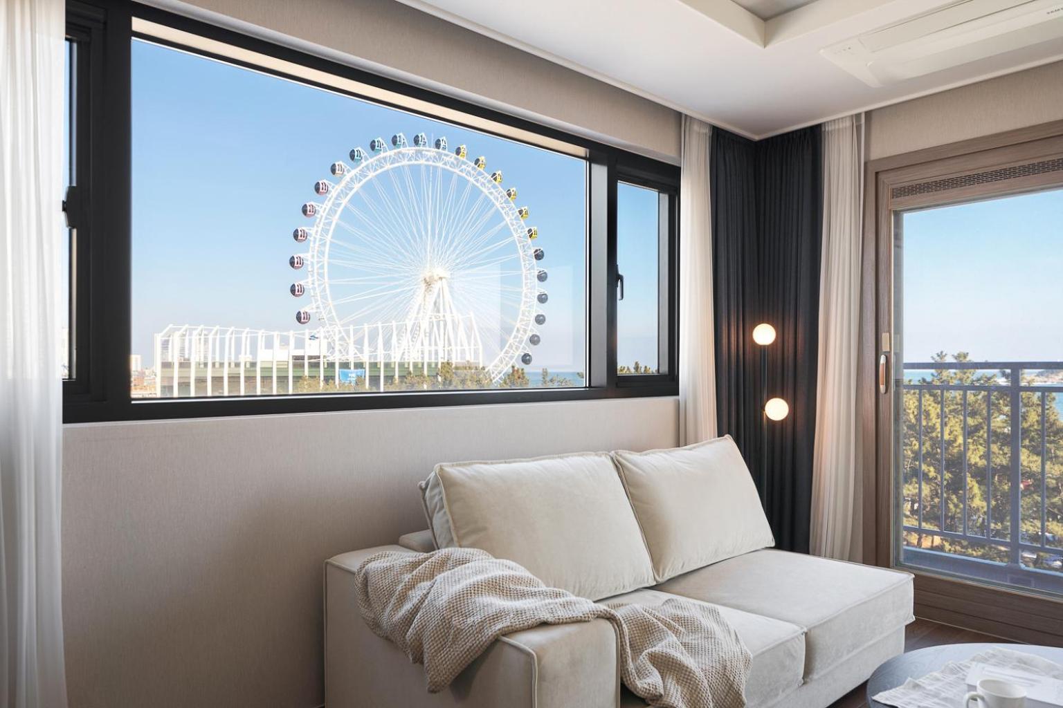 Urbanstay Sokcho Beach Ab Buitenkant foto