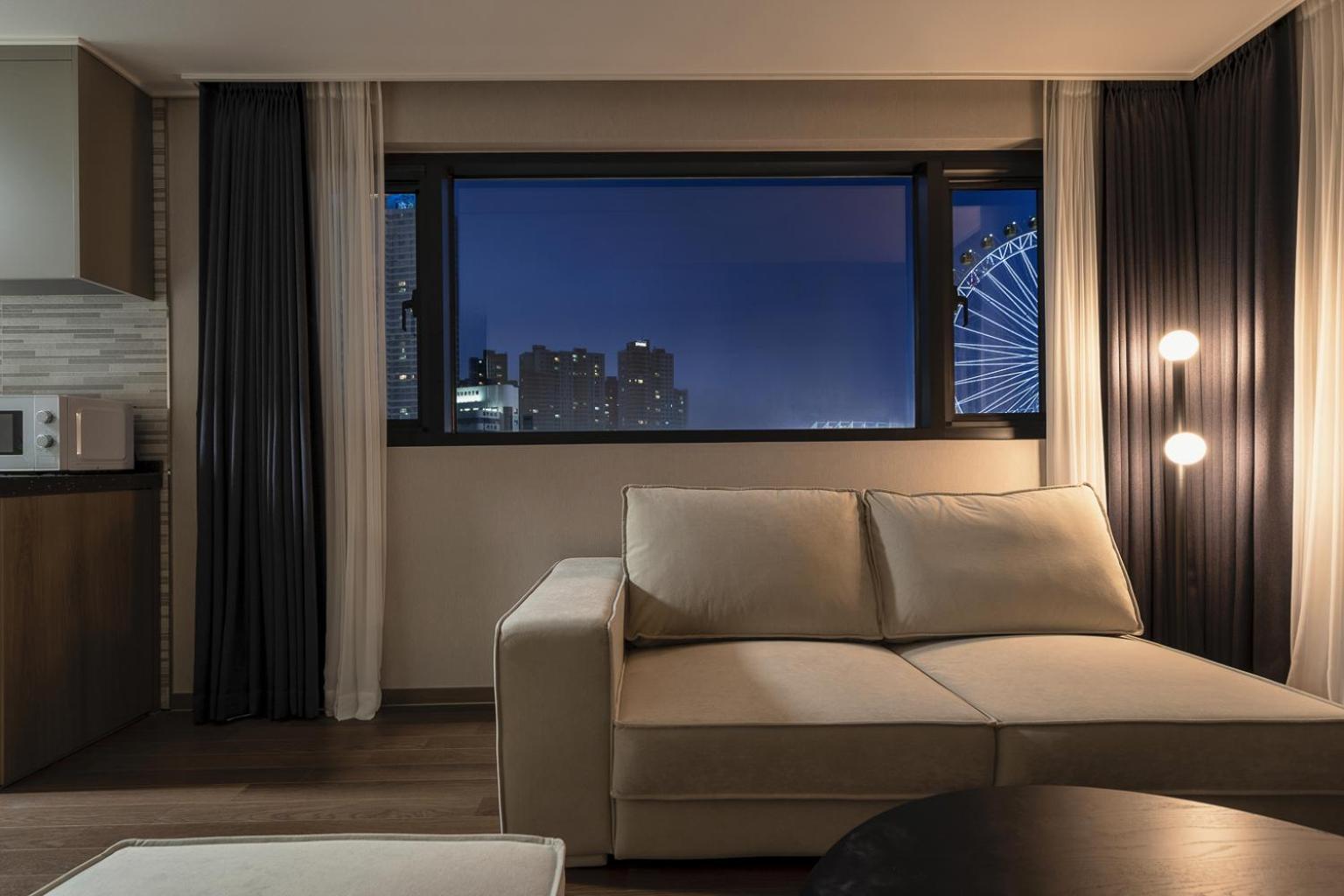 Urbanstay Sokcho Beach Ab Buitenkant foto